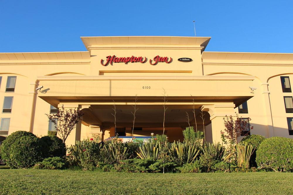Hampton By Hilton Chihuahua Hotel Eksteriør billede